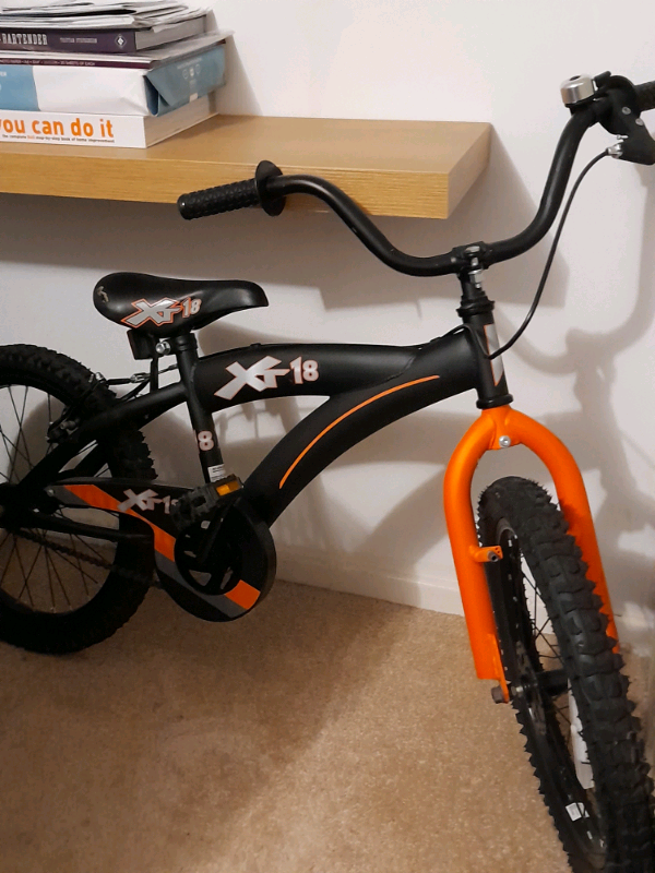 smyths 18 inch bike